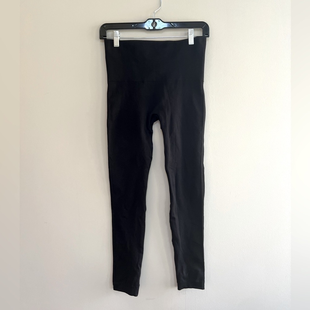 Spanx Seamless Black Leggings, Size M